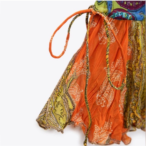 Zara Ruffled Print Blouse. New With Tags. - Picture 5 of 5